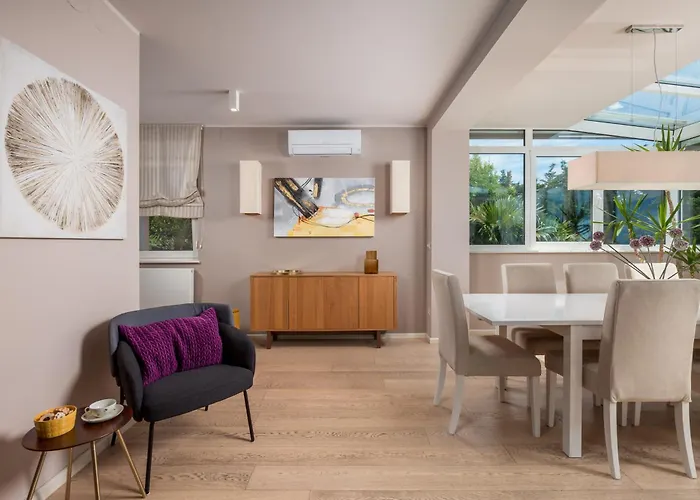 Rebecca * 오파티아